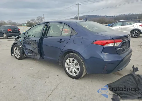 2021 Toyota Corolla Le z USA, uszkodzony, nr VIN JTDEPMAE3MJ132799